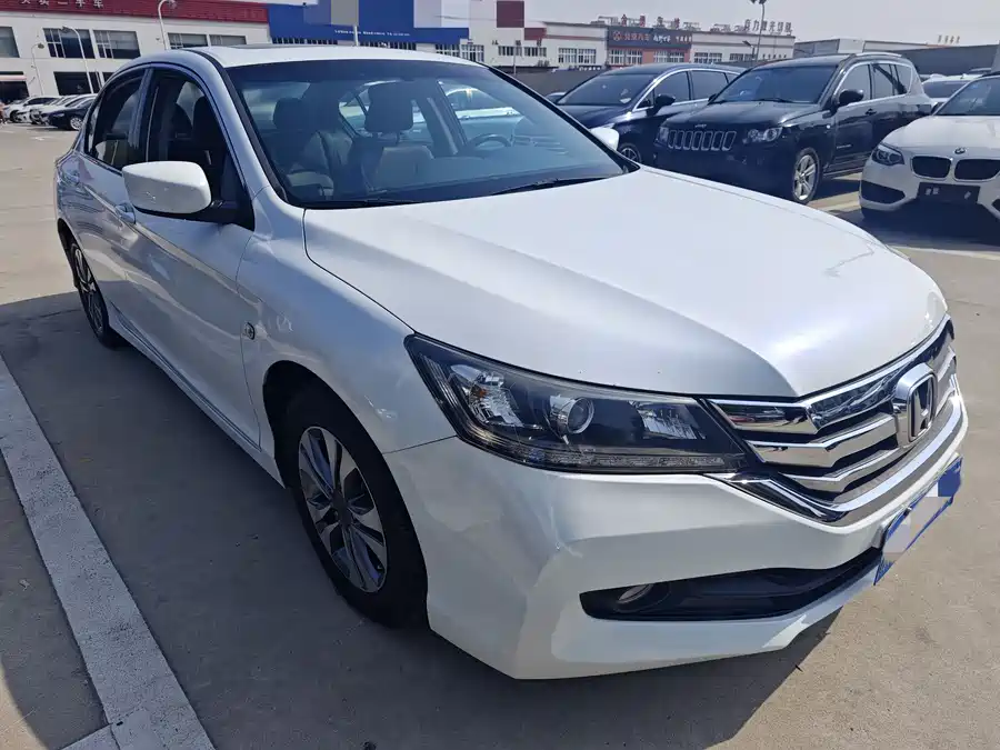 Used Accord 2015 2.0L LX Comfort Edition