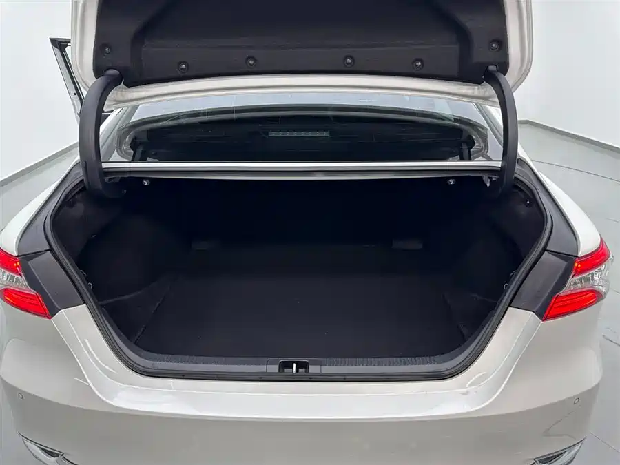900x675_0_q87_c42_autohomecar__Chto52lEx8GAQeawAAFe8O12ZbE747.jpg.webp Used Camry 2023 2.0G Deluxe Edition