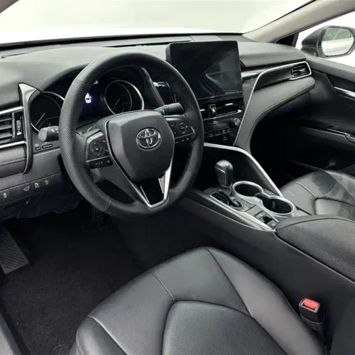 900x675_0_q87_c42_autohomecar__Chto52lEx8WAMkhGAAIpMLPmb3w656.jpg.webp Used Camry 2023 2.0G Deluxe Edition