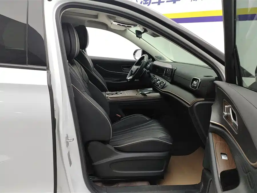 Used Tiggo 9 2023 2.0T dual-clutch two-wheel drive luxury version 7 seats