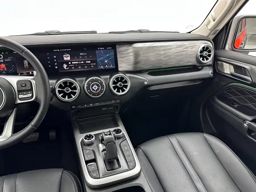 900x675_0_q87_c42_autohomecar__Chto52lLeQ-AUDOQAAJA4s6_WG0006.jpg.webp Used GWM Tank 300 2024 2.0T Conqueror