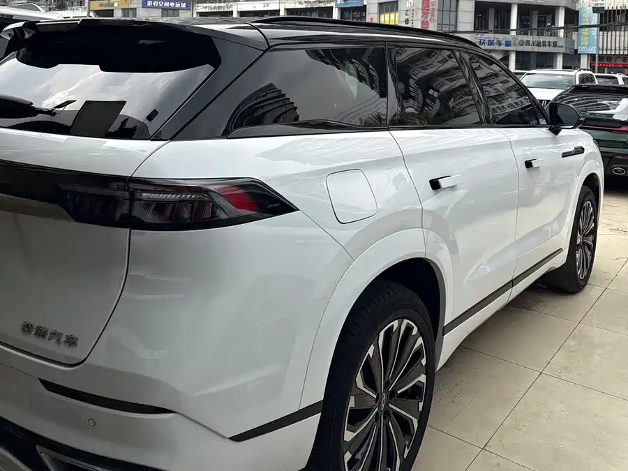 900x675_0_q87_c42_autohomecar__Chto52lOFzaAGqU2AAYHvqiQWUk153.jpg.webp Used Tiggo 9 2023 facelift 2.0T dual-clutch two-wheel drive luxury version 7 seats