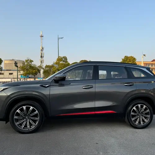 900x675_0_q87_c42_autohomecar__Chto52lOMayAdxaTAAj-QpN0VGo015.jpg.webp Used Changan CS75PLUS 2022 second generation 1.5T automatic premium model
