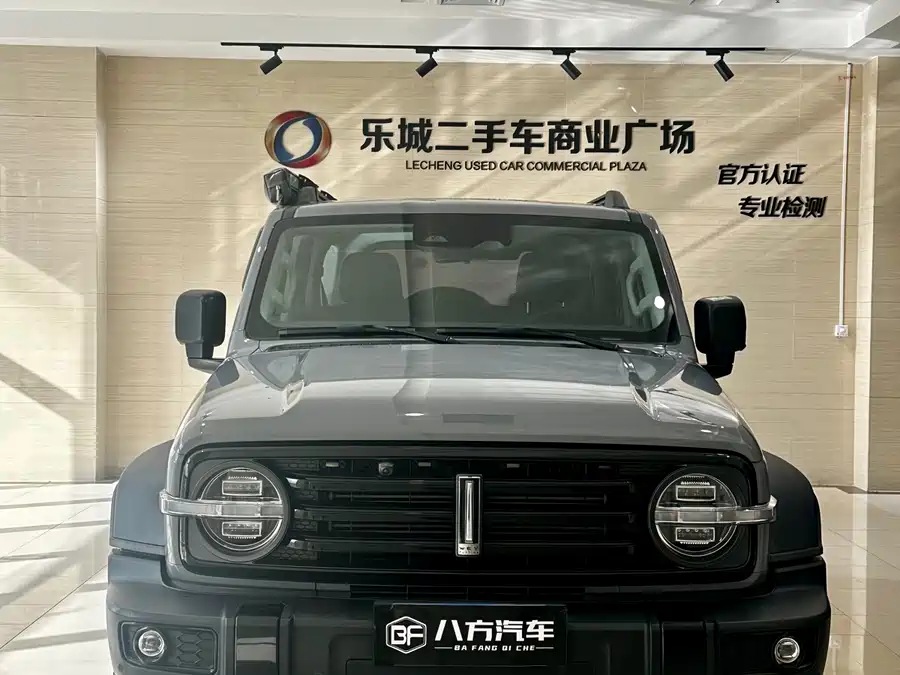 900x675_0_q87_c42_autohomecar__Chto52lSEUGAFb8fAAeixtvsv_c212.jpg.webp Used GWM Tank 300 2021 Off-Road Version 2.0T Conqueror