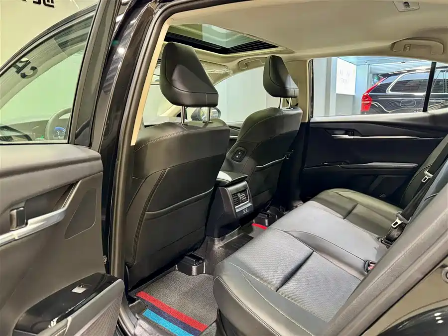 900x675_0_q87_c42_autohomecar__Chto52lY6HWAIssZAAJNEa3ItZQ266.jpg.webp Used Camry 2026 Dual Engine 2.0HSE Sports Lite Edition