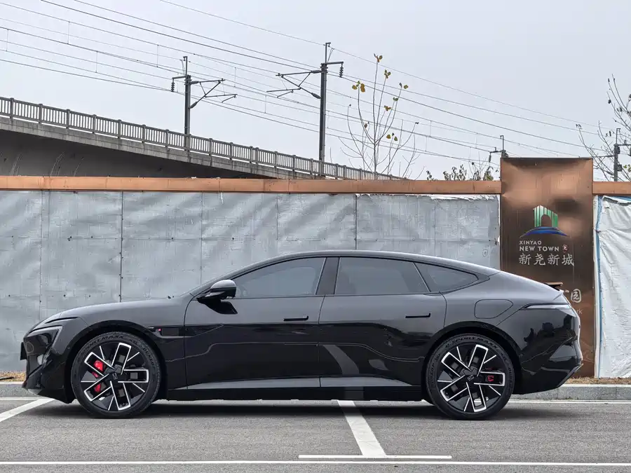 Used Avita 12 2025 Max extended range version