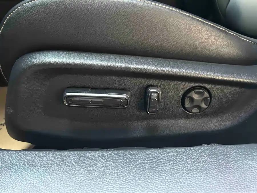 900x675_0_q87_c42_autohomecar__Chto52lpn9iABCEFAAphtO-H32g111.jpg.webp Used Accord 2022 260TURBO Magic Night Premium Edition