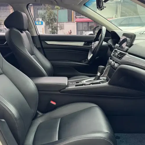 900x675_0_q87_c42_autohomecar__Chto52lvmniAN5z6AAhtuzpSH2A450.jpg.webp Used Accord 2018 260TURBO Deluxe Edition National VI