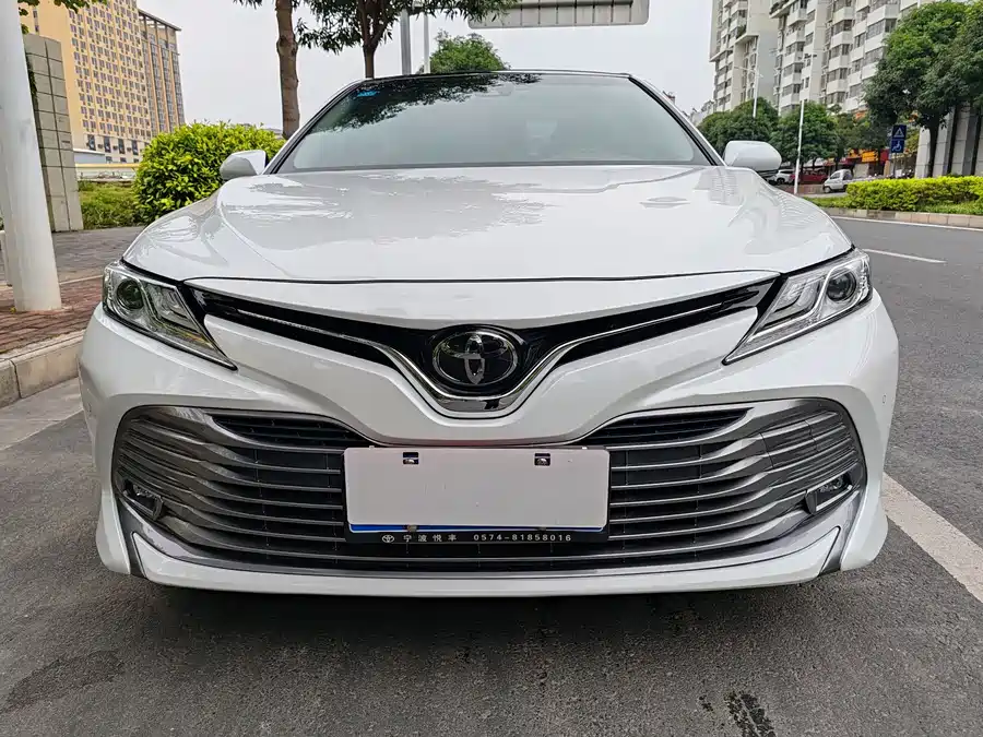 900x675_0_q87_c42_autohomecar__ChtpWGk243qAHf1nAAjFk3aS23c350.jpg.webp Used Camry 2019 facelift 2.5G Deluxe Edition
