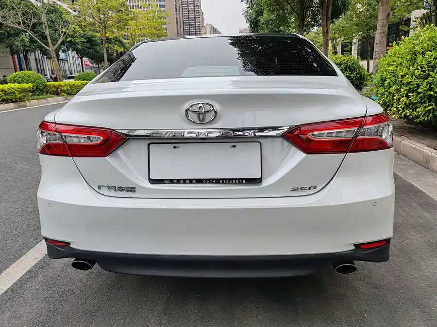 900x675_0_q87_c42_autohomecar__ChtpWGk244GAKWN-AAjLaJbTNAs637.jpg.webp Used Camry 2019 facelift 2.5G Deluxe Edition