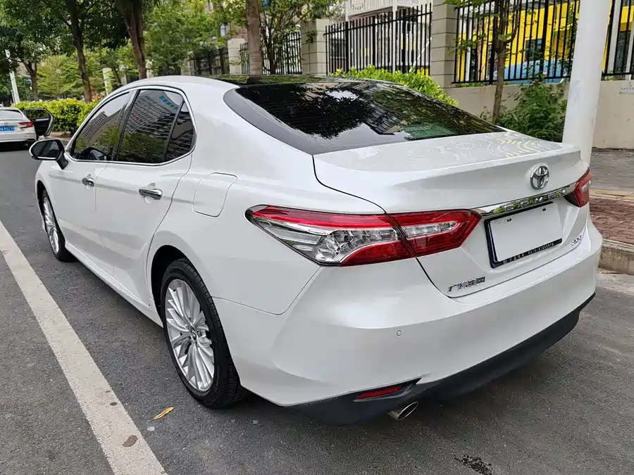 900x675_0_q87_c42_autohomecar__ChtpWGk244KAL7wnAAgKRas0Sqs457.jpg.webp Used Camry 2019 facelift 2.5G Deluxe Edition