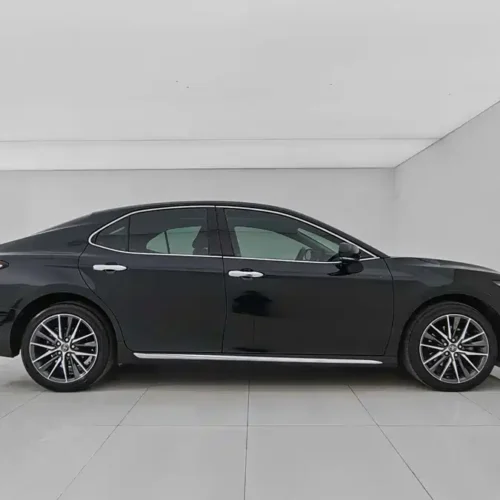 900x675_0_q87_c42_autohomecar__ChtpWGk2yT-AUnWgAAGcGLW69C8071.jpg.webp Used Camry 2023 2.5G Deluxe Edition