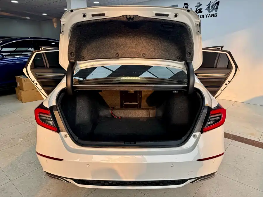 Used Accord 2022 260TURBO Magic Night Premium Edition