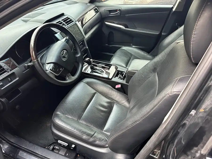 900x675_0_q87_c42_autohomecar__ChtpWGk8xh2APwjxAAvywRxf47k518.jpg.webp Used Camry 2016 2.0G 10th Anniversary Leading Edition