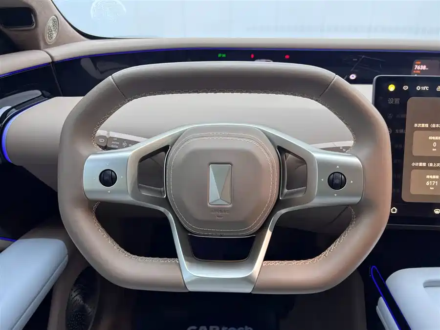 900x675_0_q87_c42_autohomecar__ChtpWGkG7uGAMl3kAAFv5Ol4Mfg089.jpg.webp Used Avita 07 2024 Max extended range version