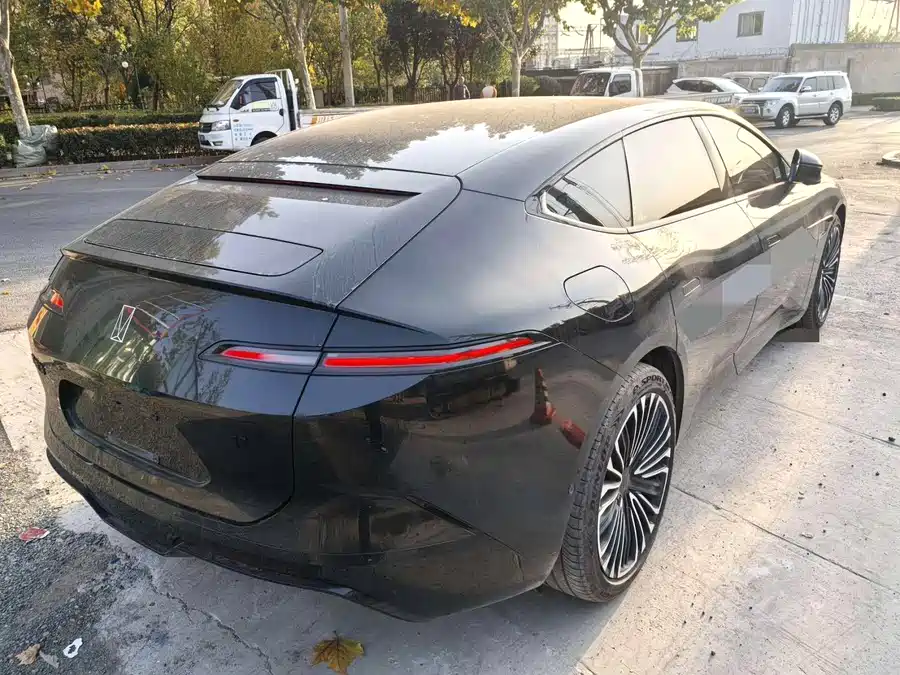 900x675_0_q87_c42_autohomecar__ChtpWGkWoM6AIlJCAATHXb7QUAQ529.jpg.webp Used Avita 12 2025 Ultra range extended version