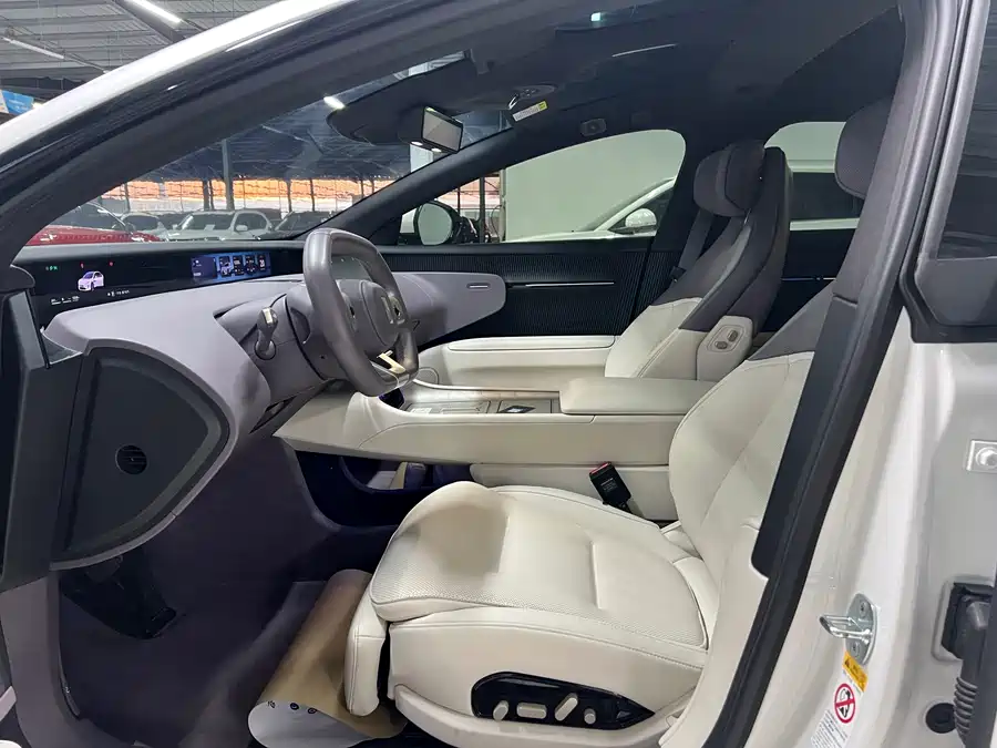 900x675_0_q87_c42_autohomecar__ChtpWGke6l2ABXFdAAiHN9TQap4601.jpg.webp Used Avita 12 2023 700 Triple Laser Rear Drive Luxury Edition