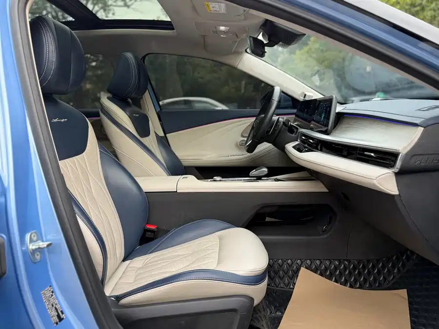 900x675_0_q87_c42_autohomecar__ChtpWGkoU4iAL0HcAAgN52LZtR4214.jpg.webp Used Chery Arrizo 8 2022 1.6T DCT Zhen