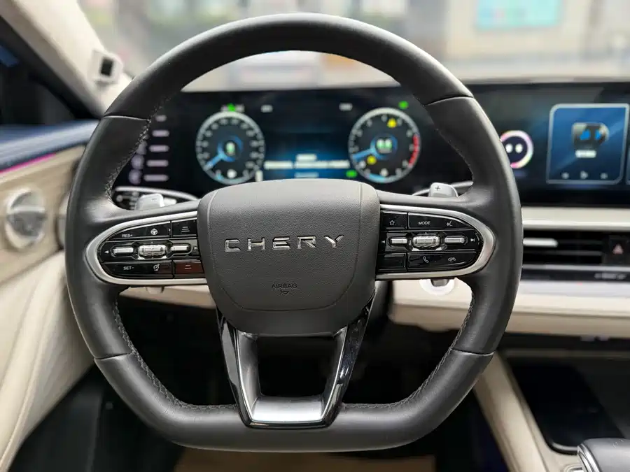900x675_0_q87_c42_autohomecar__ChtpWGkoU4mAfKagAAcyAYUeBHo311.jpg.webp Used Chery Arrizo 8 2022 1.6T DCT Zhen