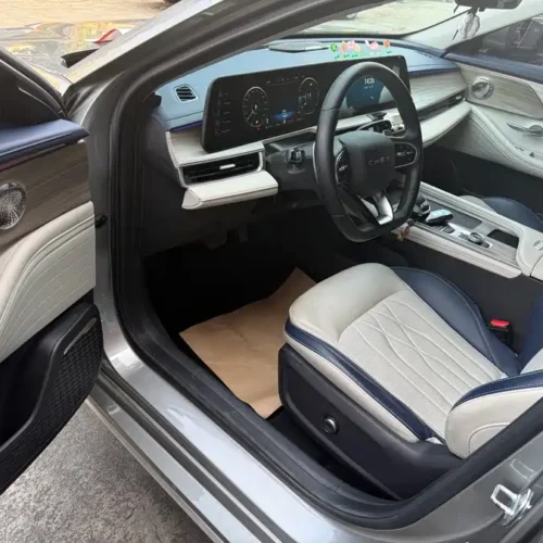 900x675_0_q87_c42_autohomecar__ChtpWGkz3WSAQmOuAAnF_oeGS4Y769.jpg.webp Used Chery Arrizo 8 2023 model 1.6T DCT Ya