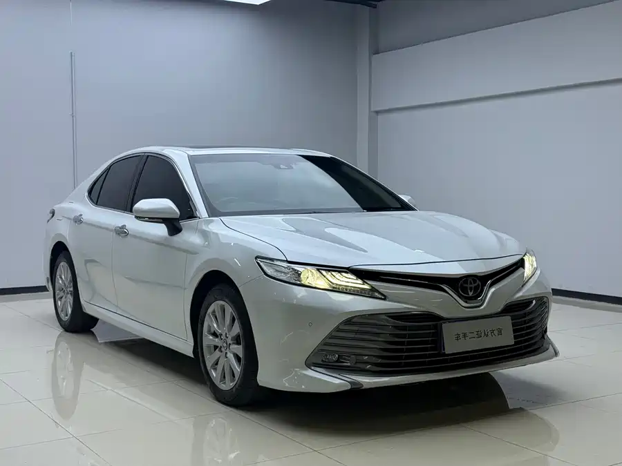 Used Camry 2019 2.0G Deluxe Edition National V