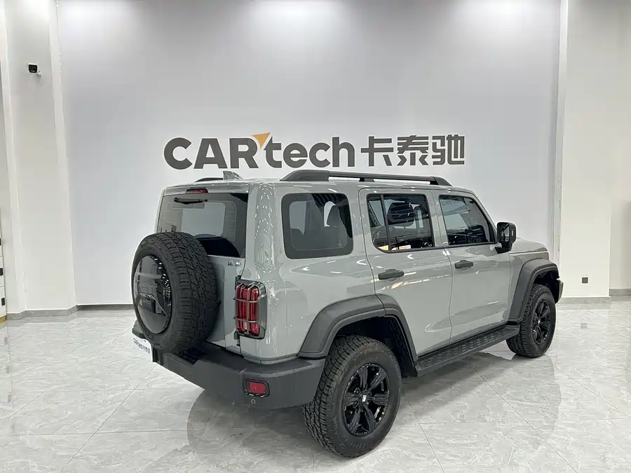 900x675_0_q87_c42_autohomecar__ChtpWGlE4_6AC3F1AAdpWsnhtDU256.jpg.webp Used GWM Tank 300 2021 Off-Road Version 2.0T Challenger