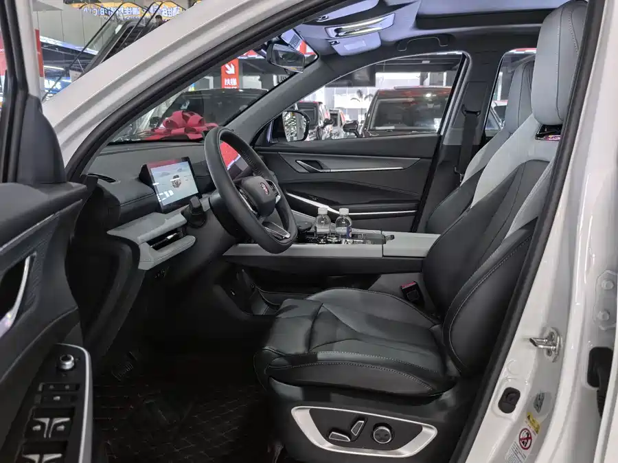 Used Changan CS75PLUS 2026 Smart Champion Edition 1.5T New Blue Whale Smart Navigation Model