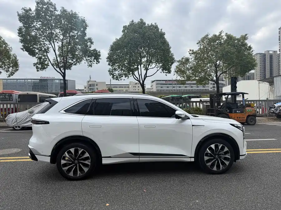 Used Changan CS75PLUS 2025 fourth generation UItra 2.0T New Blue Whale Smart Intelligent Engine