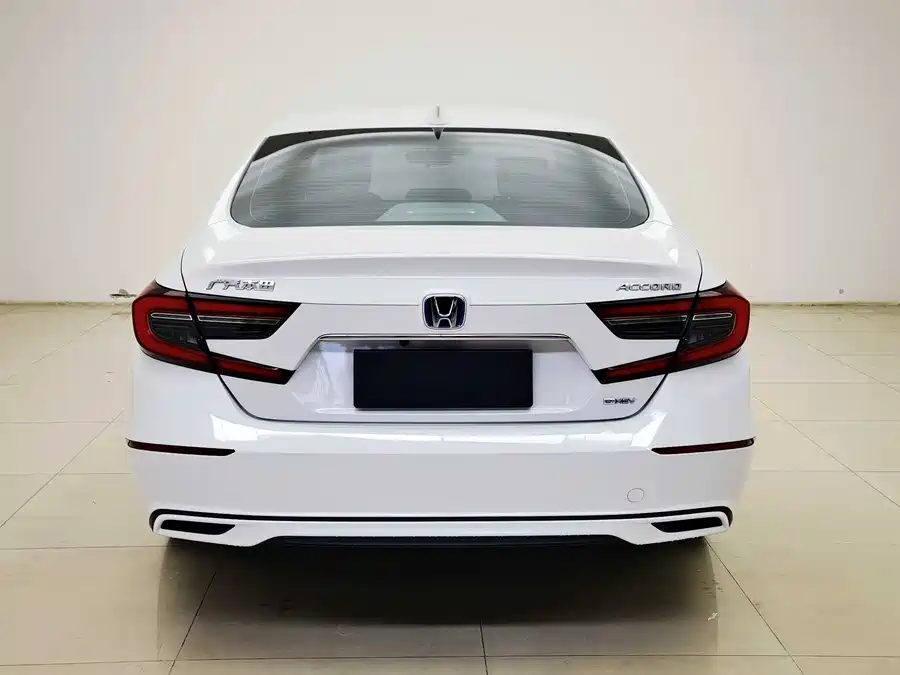 900x675_0_q87_c42_autohomecar__ChtpWGlKScWAOlI2AAHJ1NkmMkw494.jpg.webp Used Accord 2022 Sharp Hybrid 2.0L Sharp Collar Edition