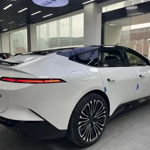 900x675_0_q87_c42_autohomecar__ChtpWGlLZZCANNX5AAOyeOh0yA4658.jpg.webp Used Avita 12 2025 Ultra range extended version