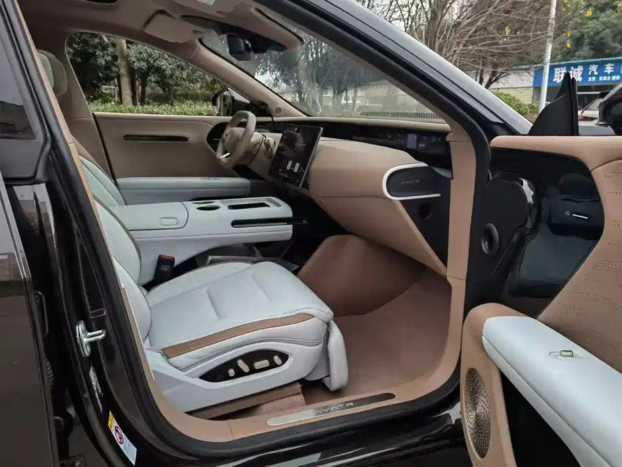900x675_0_q87_c42_autohomecar__ChtpWGlM__mAakx_AAMgcnMNIpE651.jpg.webp Used Avita 07 2024 Pro pure electric version