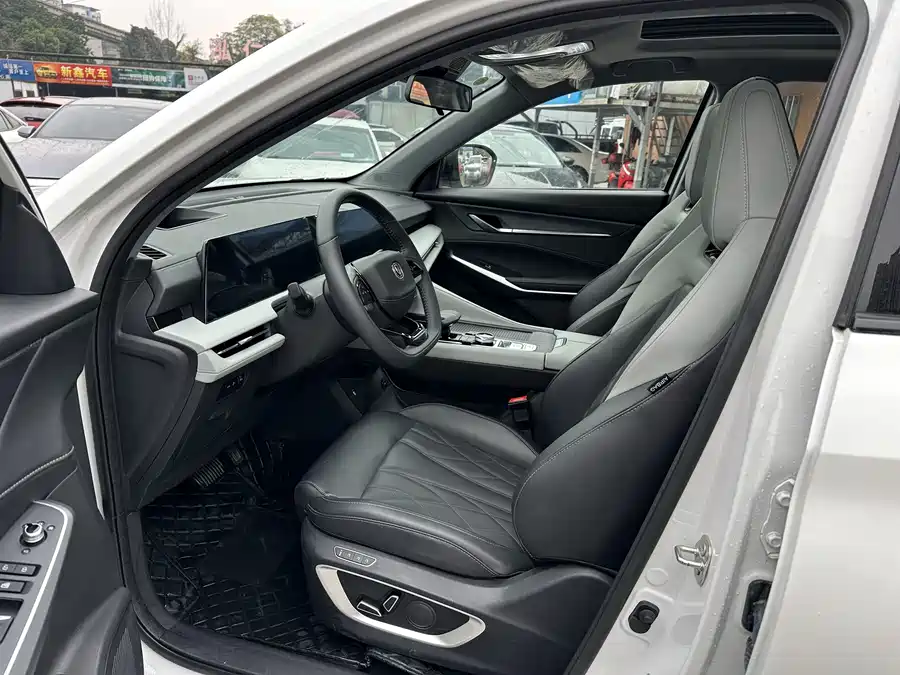 Used Changan CS75PLUS 2024 third generation championship version 2.0T smart driving model