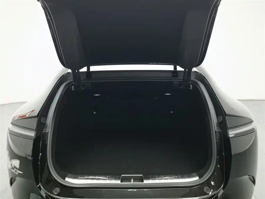 Used Avita 12 2024 facelift 700 triple laser rear drive luxury version