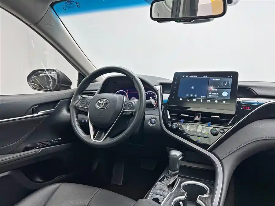 900x675_0_q87_c42_autohomecar__ChtpWGlQzCSAS5T5AAHLS0mf-c917.jpg.webp Used Camry 2021 2.5G Deluxe Edition