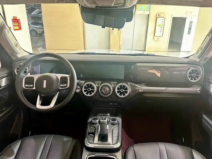 900x675_0_q87_c42_autohomecar__ChtpWGlSEUWAOIzhAAkkAWqw6M0623.jpg.webp Used GWM Tank 300 2021 Off-Road Version 2.0T Conqueror