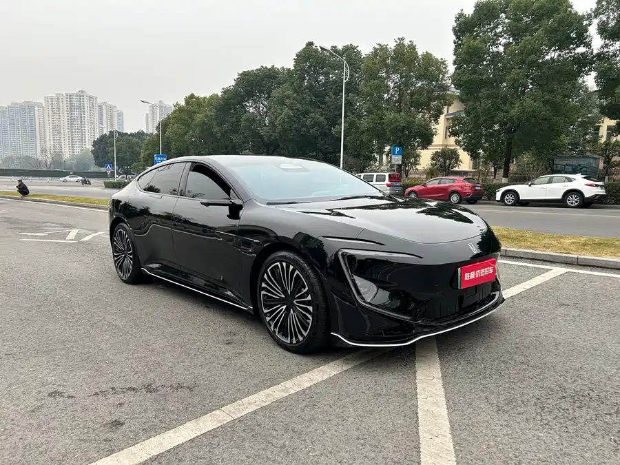 900x675_0_q87_c42_autohomecar__ChtpWGlSH4uABuvpAA6Na9-4Ybs465.jpg.webp Used Avita 12 2025 Max pure electric version