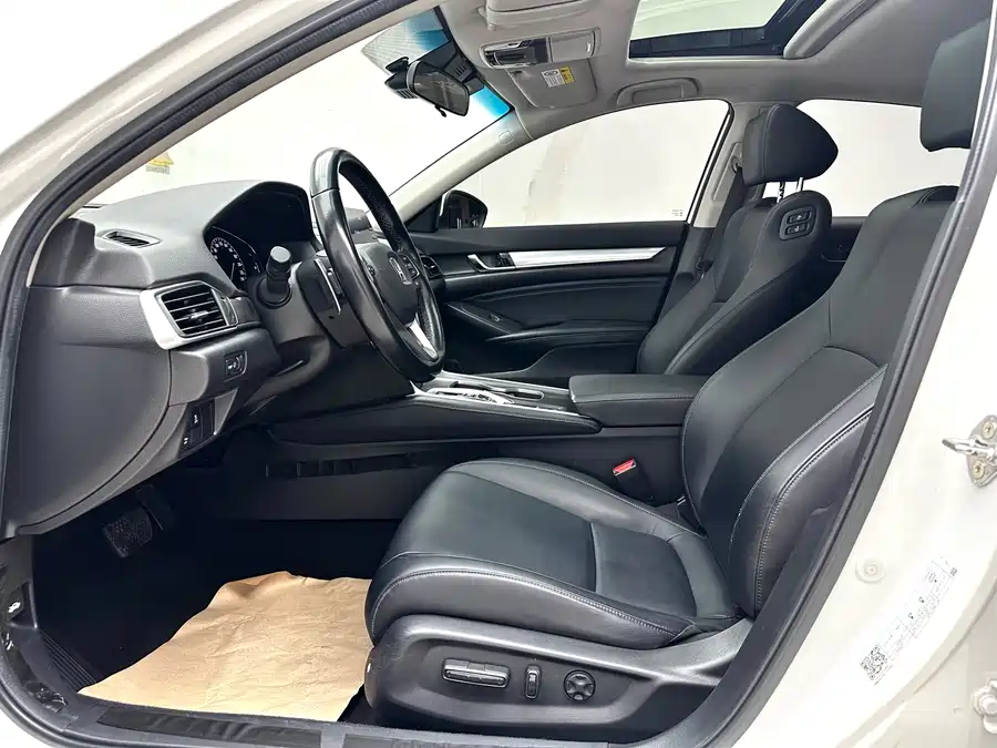 Used Accord 2018 Sharp Hybrid 2.0L Sharp Collar Edition National VI