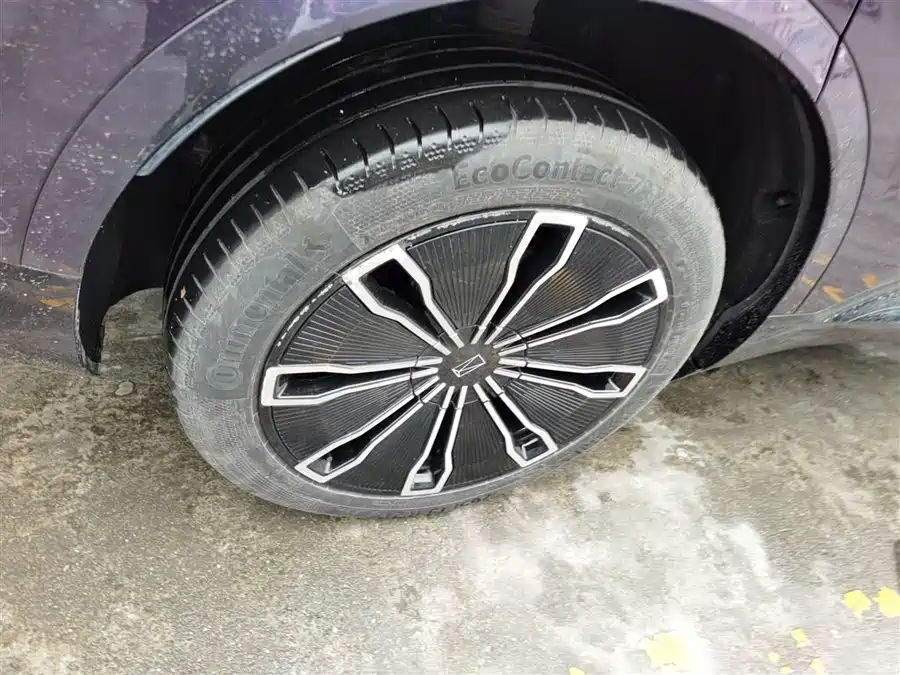 900x675_0_q87_c42_autohomecar__ChtpWGlV-NaAHcf1AAJ9iyRCz-8104.jpg.webp Used Avita 07 2024 Ultra pure electric version four-wheel drive