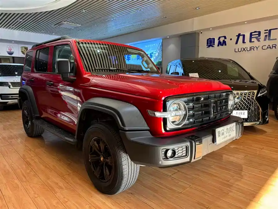 900x675_0_q87_c42_autohomecar__ChtpWGlWHFKAapeYAAJ-yU4lono149.jpg.webp Used GWM Tank 300 2021 Off-Road Version 2.0T Conqueror