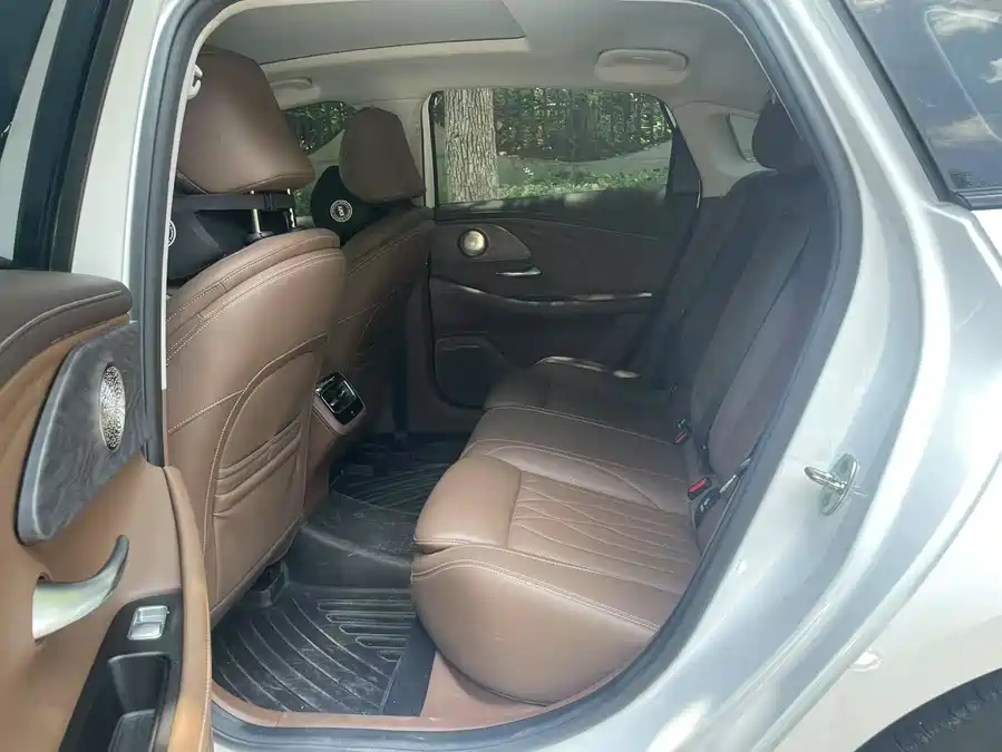 900x675_0_q87_c42_autohomecar__ChtpWGlXkzOAWIj6AALAK3z8ciI806.jpg.webp Used Chery Arrizo 8 2023 high-energy version 2.0T DCT power