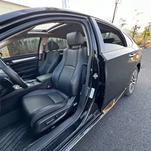 900x675_0_q87_c42_autohomecar__ChtpWGlaSCqAJIgeAAzfnxrut1k327.jpg.webp Used Accord 2022 Rui·Hybrid 2.0L Magic Night·Rui Zun Edition