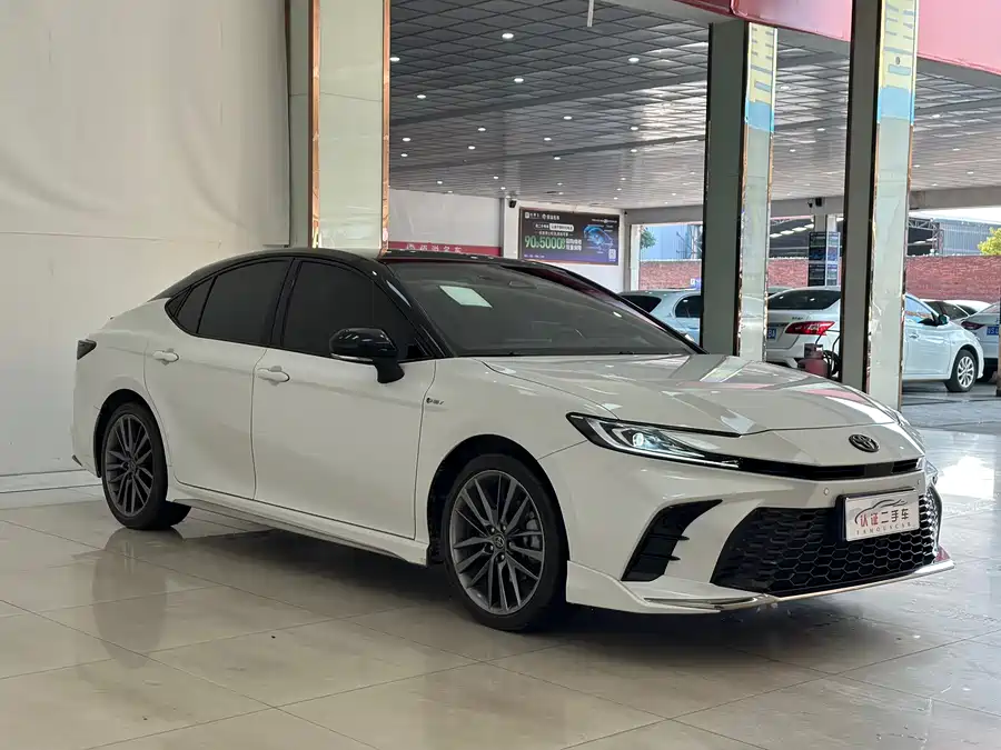 900x675_0_q87_c42_autohomecar__ChtpWGldDROAJNkWAAgk1XEgD7o426.jpg.webp Used Camry 2024 Dual Engine 2.5HXS Sports Plus Edition