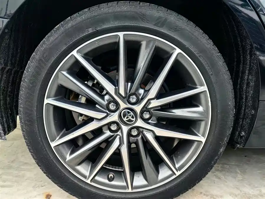 900x675_0_q87_c42_autohomecar__ChtpWGlduyGAGnsEAAJ5x-tfbY4060.jpg.webp Used Camry 2023 2.5Q flagship version