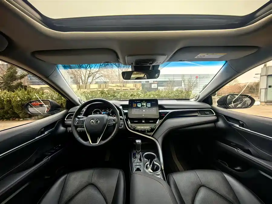 900x675_0_q87_c42_autohomecar__ChtpWGlduyOASYvhAAIWjwDNPFg930.jpg.webp Used Camry 2023 2.5Q flagship version