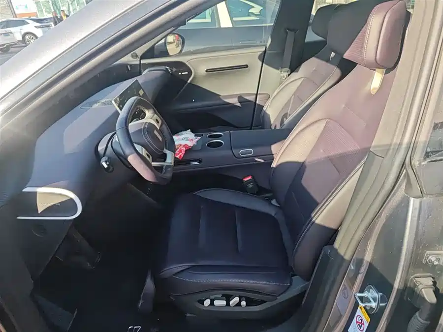 900x675_0_q87_c42_autohomecar__ChtpWGlfFgyAPDBoAAHPpaWuNp8212.jpg.webp Used Avita 07 2024 Max extended range version