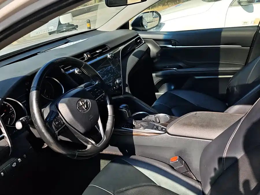 900x675_0_q87_c42_autohomecar__ChtpWGlgjtuAaM4XAAajUcsxQqk570.jpg.webp Used Camry 2019 2.0G Deluxe Edition National V