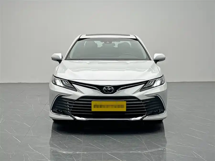 900x675_0_q87_c42_autohomecar__ChtpWGlktweAeLX9AAFYJ2gHRdc643.jpg.webp Used Camry 2023 2.0G Deluxe Edition