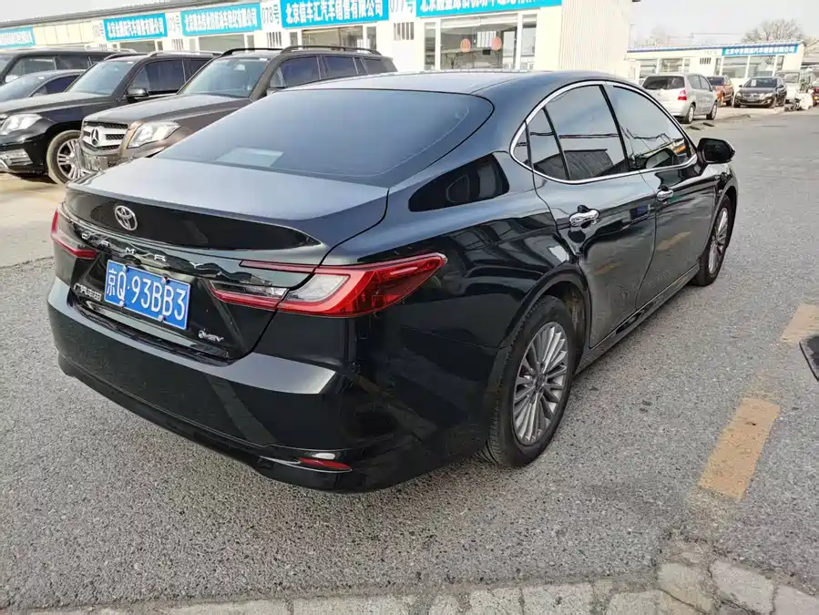 Used Camry 2024 2.0GVP Deluxe Edition