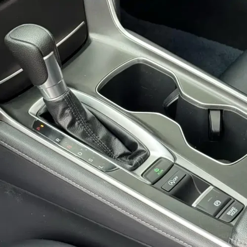 900x675_0_q87_c42_autohomecar__ChtpWGlvmnCAeWFzAApNG8zLlXY540.jpg.webp Used Accord 2018 260TURBO Deluxe Edition National VI