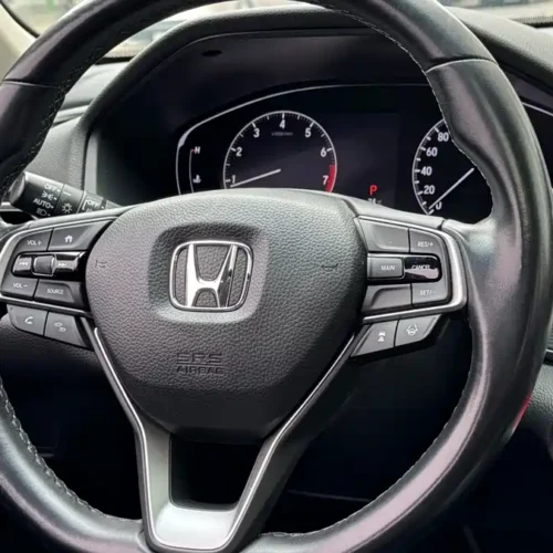 900x675_0_q87_c42_autohomecar__ChtpWGlvmnOAFR57AAiChssbPdo676.jpg.webp Used Accord 2018 260TURBO Deluxe Edition National VI